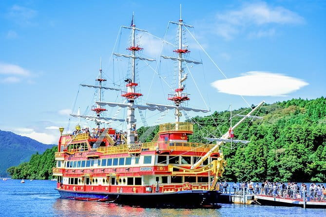 Private Tour - Hakone Day Trip! A Tour to Explore All Must-Sees! - Cruising Lake Ashi on the pirate ship