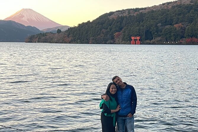 Private Tour - Hakone Day Trip! A Tour to Explore All Must-Sees! - Cu-Mo Hakone and a foot bath at 757 meters