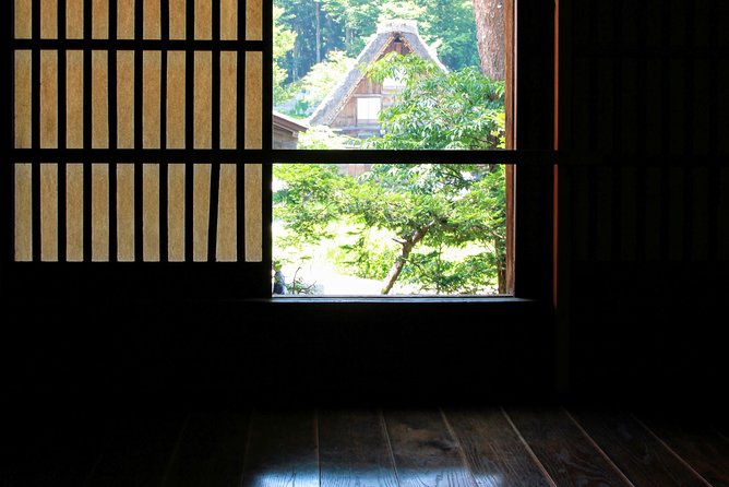 Private Tour of Shirakawago from Kanazawa (Half Day) - Making the most of 90 minutes to two hours