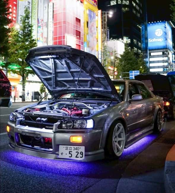 R34Skyline Daikoku PA Fast & Furious Private Experience - Why the R34 Skyline is the star