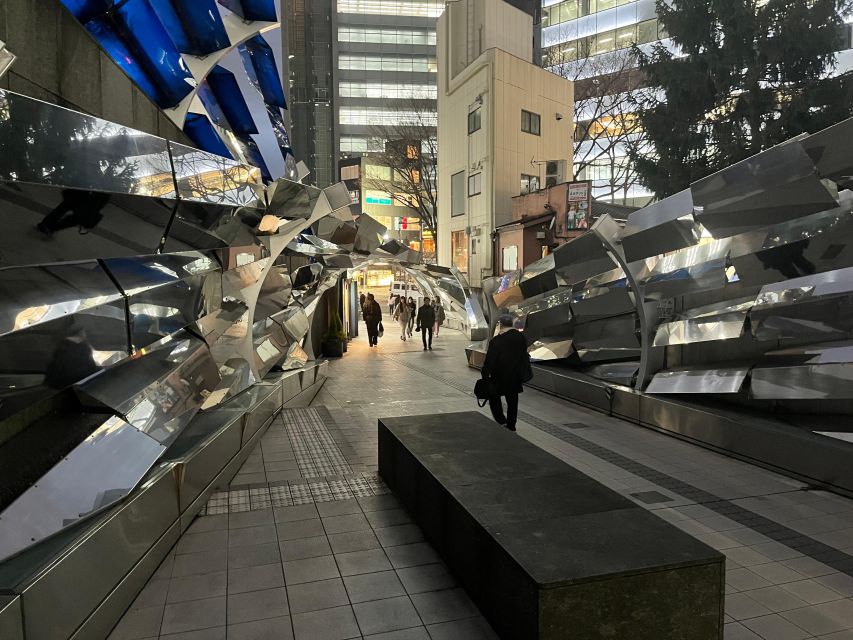 Real-Life Anime Pilgrimage Tour: “Shibuya Incident” - Reenacting scenes with the tour’s photo frames