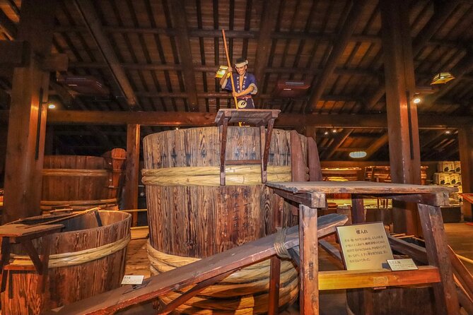 Sake Brewery and Japanese Life Experience Tour in Kobe - Inside the Hakutsuru Sake Brewery Museum