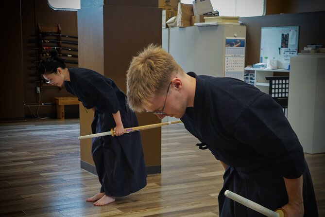 Samurai Experience - Learn Bushido through Kendo, in Tokyo - First lesson: bowing, respect, and the Kendo mindset