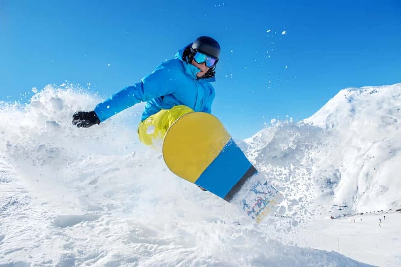 Sapporo: Otaru Asarigawa Ski Resort Day Trip with Gear - From Sapporo Station to the snow