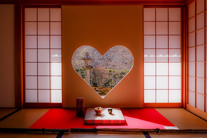 Scenic Green Tea Fields of Hidden Kyoto & Local Tea Exp (Private) - A local cafe and the taste of Wazuka tea