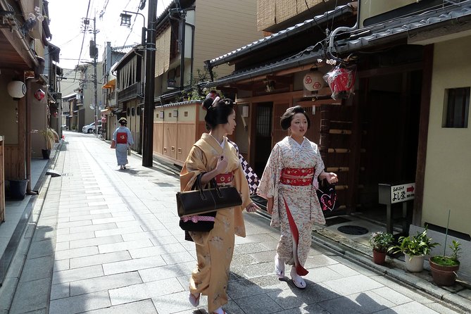 Secret Eastern Kyoto Biking Adventure - Murinan garden and a cup of real matcha