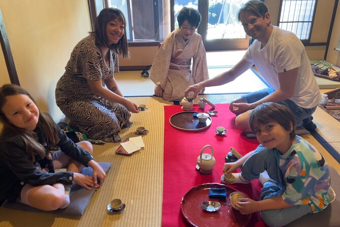 Sencha-do the Japanese Tea Ceremony Workshop - A small group changes the feel