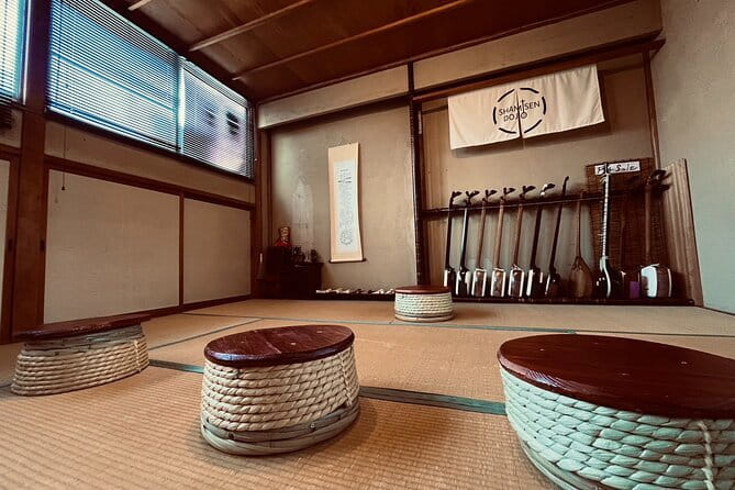 Shamisen Discovery in Kyoto 【Group】 - A real instrument, not a stage show