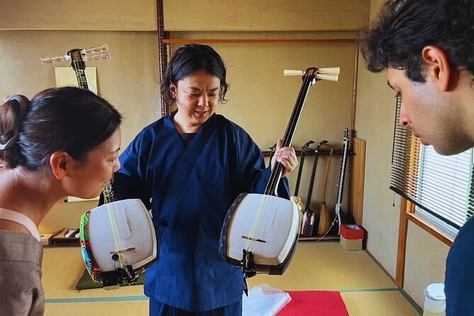 Shamisen Discovery in Kyoto 【Group】 - The 60-minute lesson, step by step