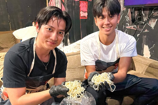 Shibuya: Ramen Dojo Tokyo | Make All 3 (Tonkotsu/Shoyu/Miso) - Plating Three Mini Bowls