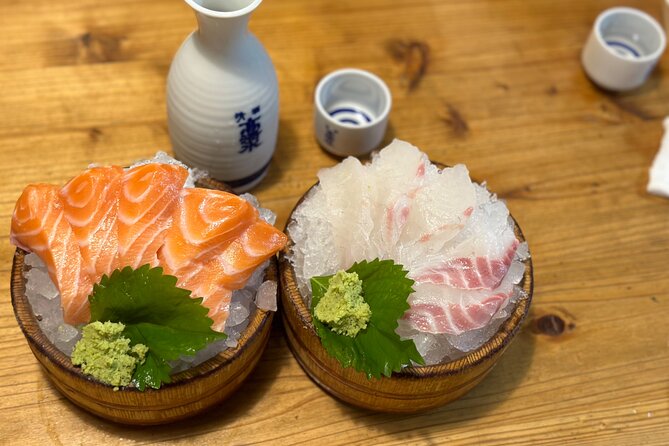 Shinjuku: Food Tour – 15 Dishes at 4 Eateries - The guides make or break the evening