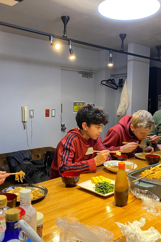 Shinjuku Tokyo: Authentic Japanese Home-Style Culinary Class - A good choice for children and mixed-skill groups