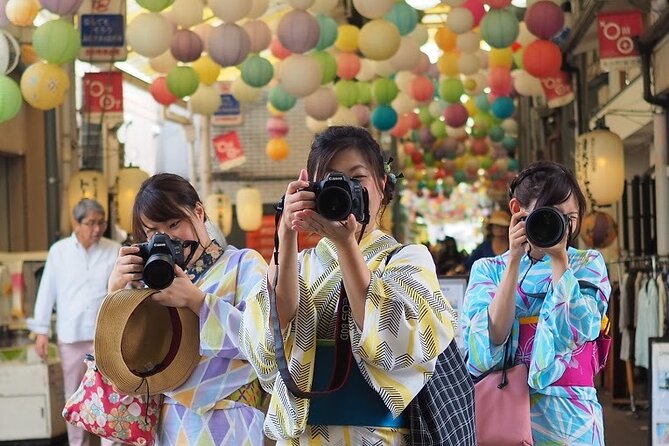 SHIRAKAWA Japanese Culture Experiences with private English staff - Why the small arcade setting adds value