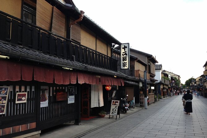 Tailored Full Day Private Experience of Kyoto for 1 Day Visitors - Gion and a final walk through old Kyoto