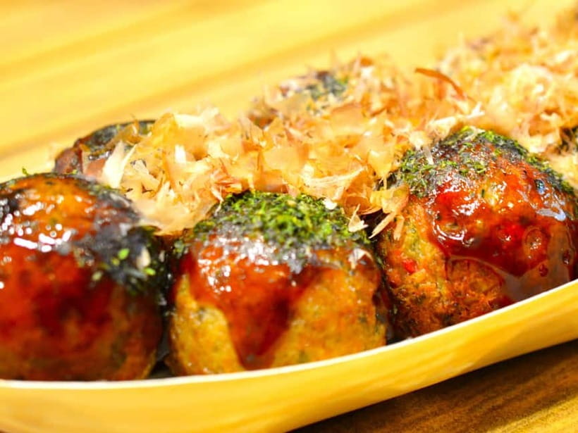 Takoyaki cooking experience in Kabukicho, Shinjuku - Arriving in Kabukicho near TOHO Cinemas