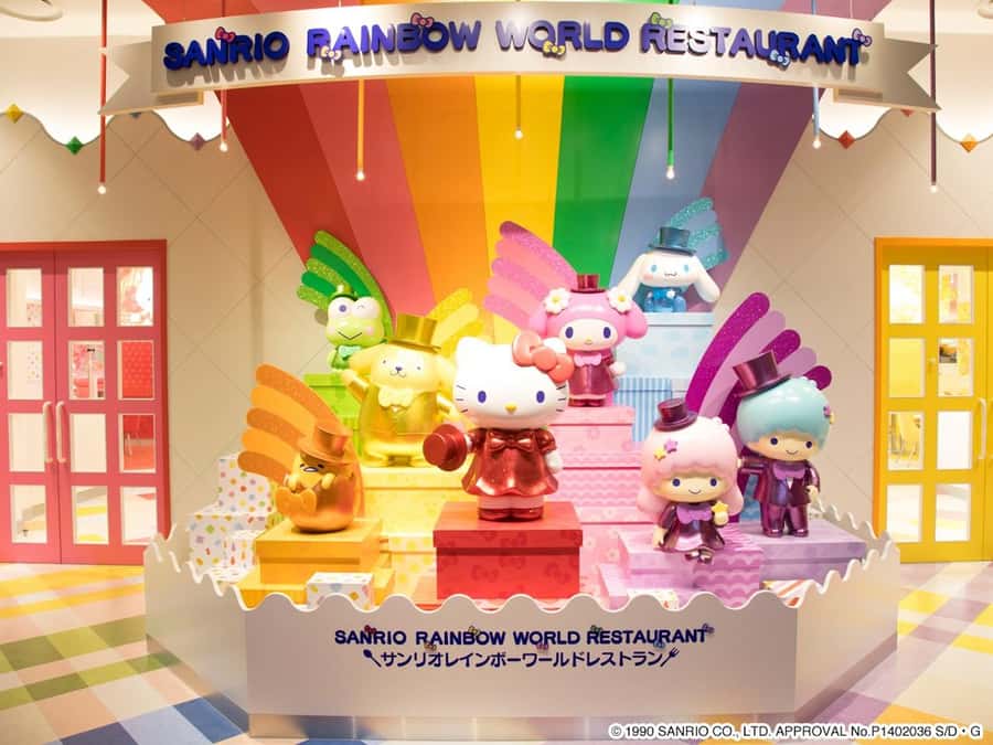 Tama: Sanrio Puroland Entry Ticket for Non-Japanese Citizens - Rides, queues, and the boat attraction