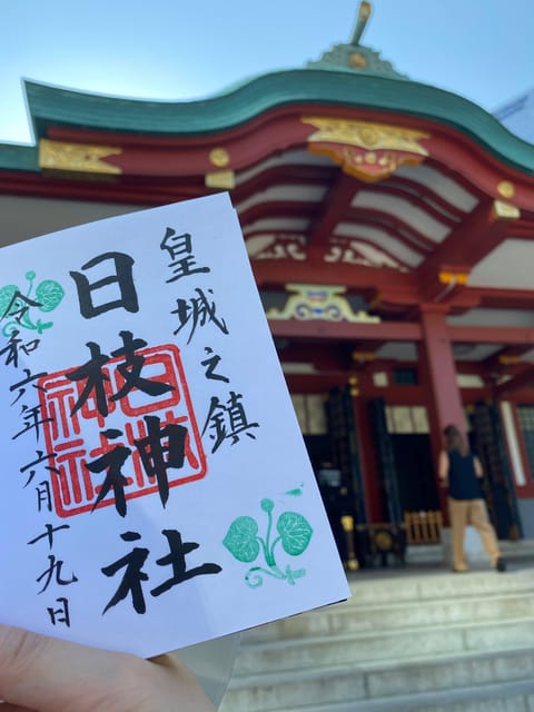 Tameike: Exploring the Heart of Japanese Politics Tour - What the guide adds to the experience