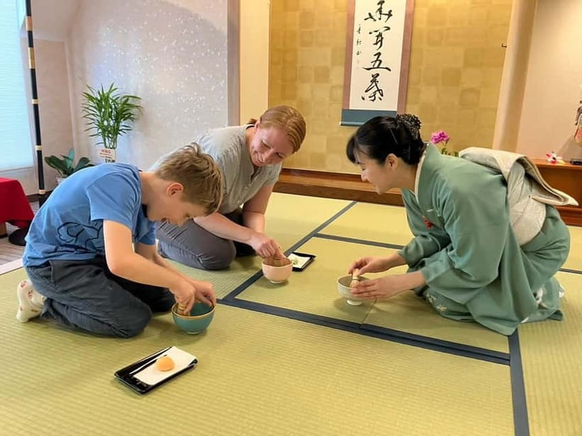 Tea ceremony experience in Japanese-style room 60min - Who will get the most from this experience