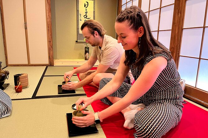Tea Ceremony Experience in Osaka Doutonbori - A quiet room in the middle of Dotonbori