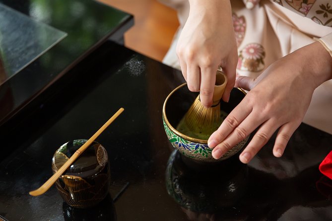 Tea ceremony experience with simple kimono in Okinawa - The final photo and what the hour feels like