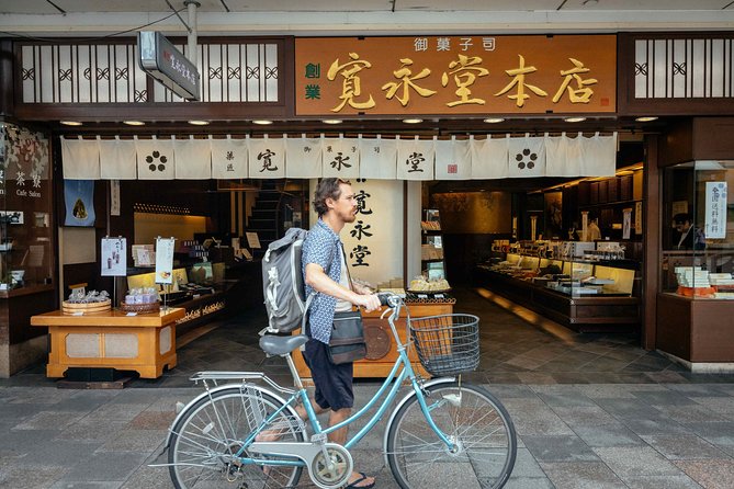 The Beauty of Kyoto by Bike: Private Tour - Gion Shinbashi and the old Kyoto atmosphere