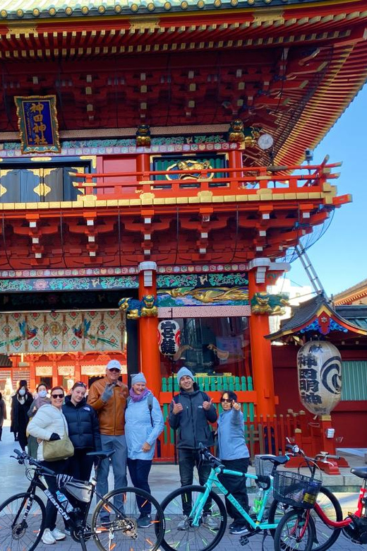 Tokyo: 3-Hour Bike or E-Bike Tour of City's Hidden Gems - Why a bicycle works so well in central Tokyo