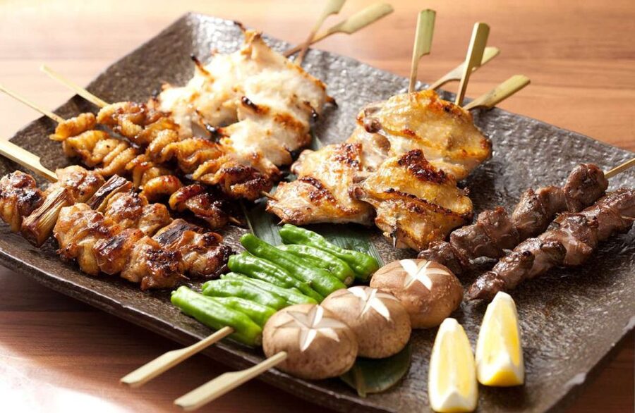 Tokyo: 3-Hour Food Tour of Shinbashi at Night - The guide makes the difference
