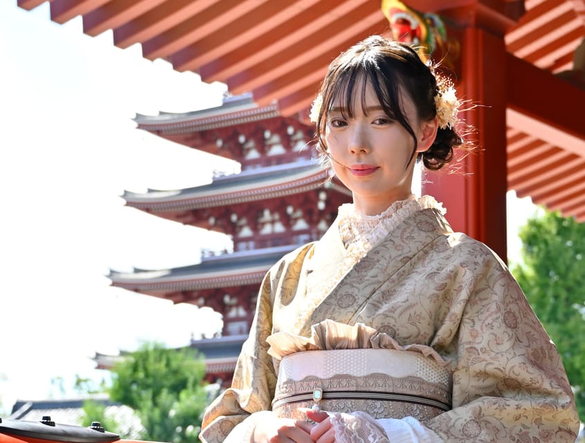 Tokyo: Asakusa Kimono Dressing and Matcha Experience - Choosing between a kimono and a summer yukata