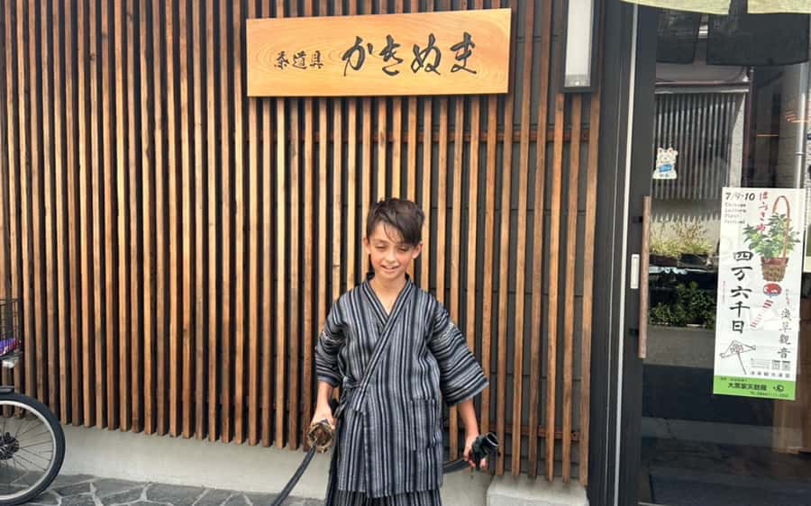 Tokyo: Asakusa Kimono Rental Experience - Should you book the kimono rental?