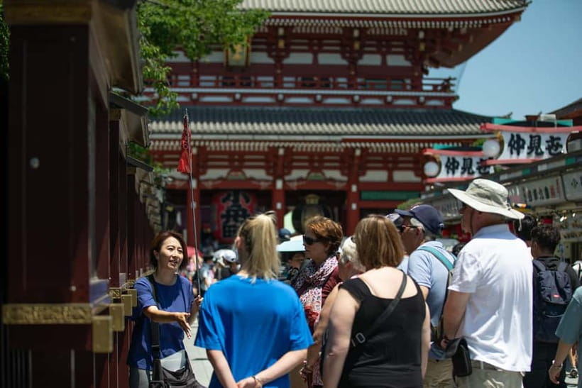 Tokyo: Asakusa Walking Tour with Sensoji Temple Visit - Key points at a glance