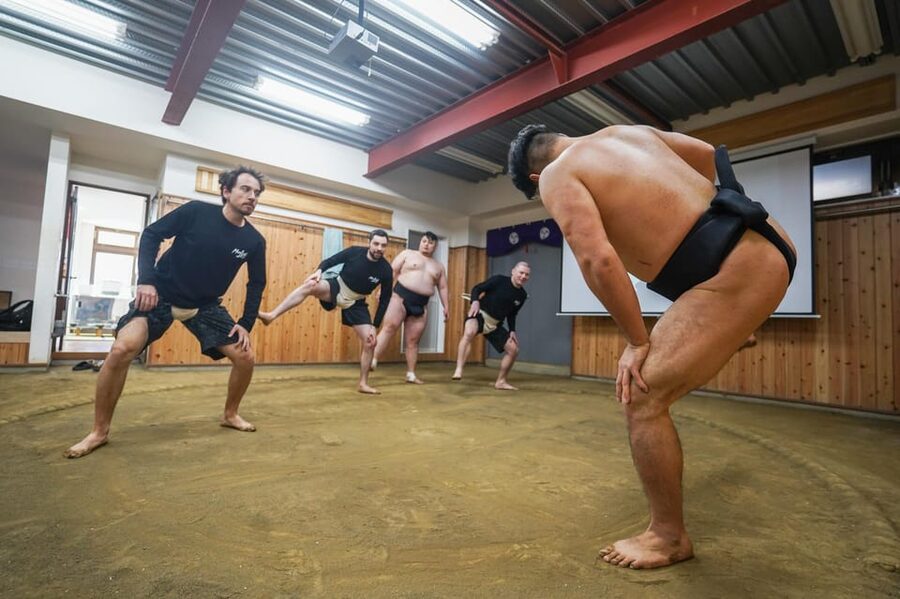 Tokyo: Authentic Sumo Wrestling Experience with Lunch - Getting from Shin-Kawasaki Station to the stable