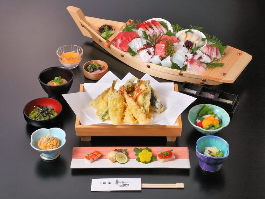 Tokyo Bay: Traditional Japanese Yakatabune Dinner Cruise - The Dinner: A Full Japanese Course, Not Just Boat Snacks