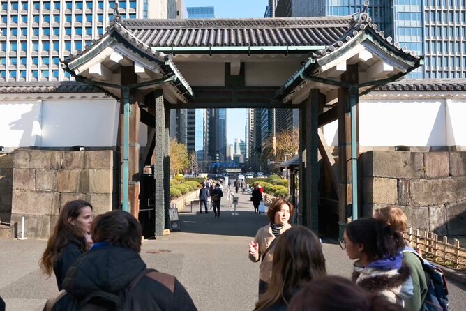Tokyo Castle, Imperial Palace, Shogun & Garden Walking Tour - Edo Castle’s surviving stone base