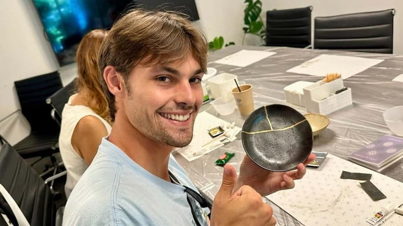 Tokyo: Discover the Art of Kintsugi in Ginza - Choosing your ceramic piece and meeting the instructor