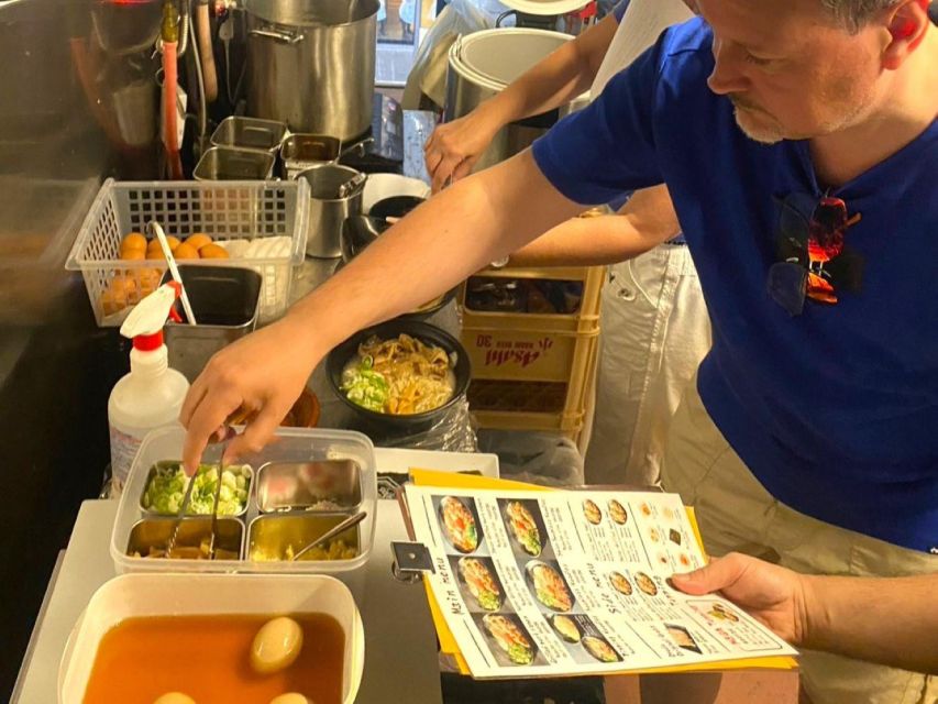 Tokyo: Easy Ramen Cooking Experience in Kabukicho, Shinjuku - The one-hour schedule and group size