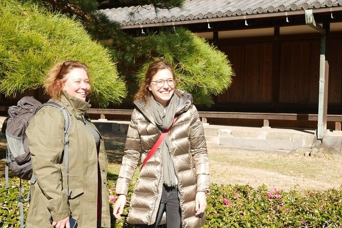 Tokyo: Edo Castle & East Garden of the Imperial Palace Tour - Keep an eye out for the special koi