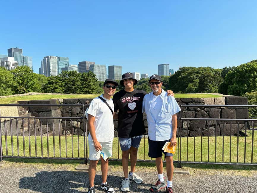 Tokyo: Edo Castle Ruins & Imperial Palace East Garden Tour - Should you book the Edo Castle tour?