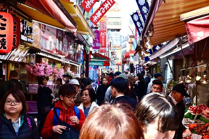 Tokyo: Food Tour in Ueno with 10+ Tastings of Japanese Classics - Ueno Park adds breathing room