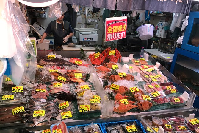 Tokyo Food Tour Taste Fresh Delights at Tsukiji Market - Should you book the Tsukiji food tour?