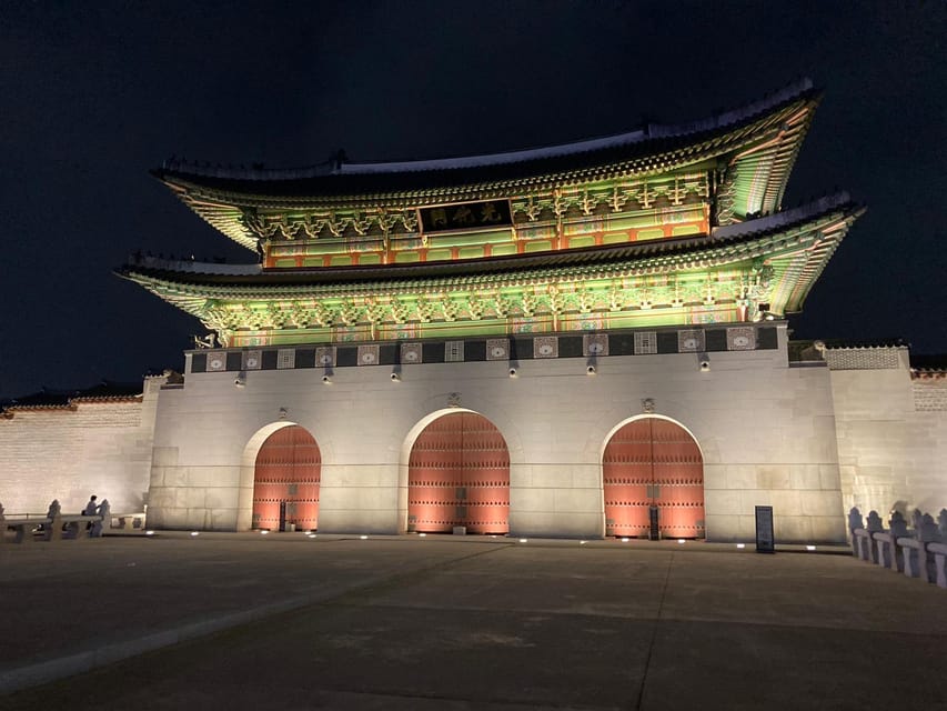 Tokyo Full Day Tour with a Local Expert Guide - The Imperial Palace area and a quieter side of the capital