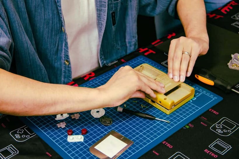 Tokyo: Gameboy Mod Workshop at Akihabara - Why build a Game Boy in Akihabara?