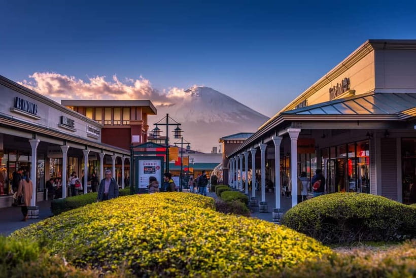 Tokyo: Hakone Fuji Day Tour w/ Cruise, Cable Car, Volcano - Lake Ashi by Decorated Pirate Boat