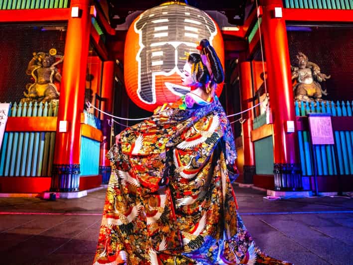 Tokyo: Japanese Dance Cabaret Theater Asakusa-Kaguwa Ticket - Is it suitable for families and first-time visitors?