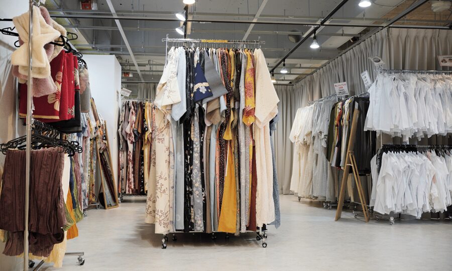 Tokyo : Kimono Rental in Asakusa Provided by KanoWafuku - Exploring Asakusa before the 5:30 p.m. deadline