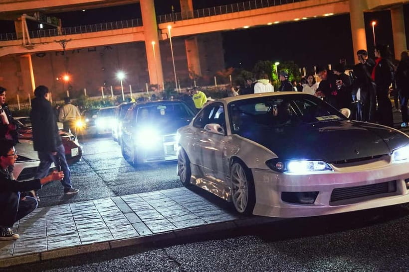 Tokyo: Legendary JDM CAR Daikoku Underground Meetup - A PIT Shinonome for parts and tuning gear