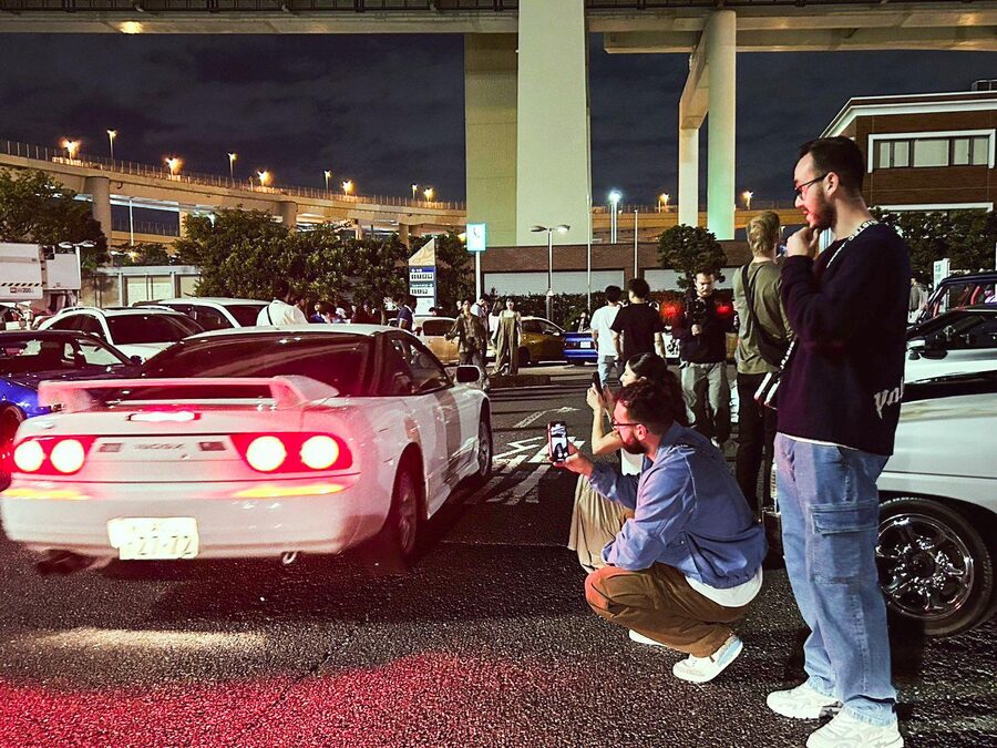 Tokyo: Legendary JDM CAR Daikoku Underground Meetup - Choosing between the vehicle options