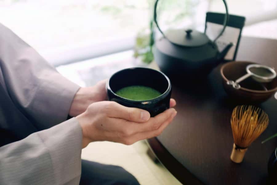 Tokyo: Matcha and Kimono Experience - Meeting Komei near Yotsuya