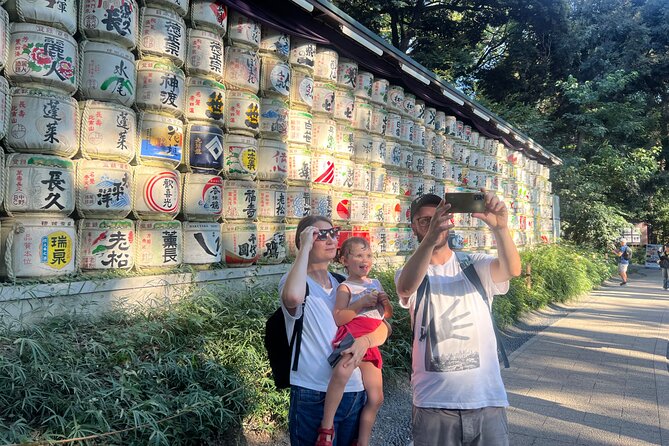 Tokyo: Meiji Shrine and Shinto Culture Walking Tour - Emperor Meiji, Empress Shoken, and modern Japan