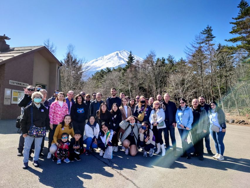 Tokyo: Mt. Fuji 5th Station & Hakone Cruise 1-Day Bus Tour - Guides who keep a long day on track
