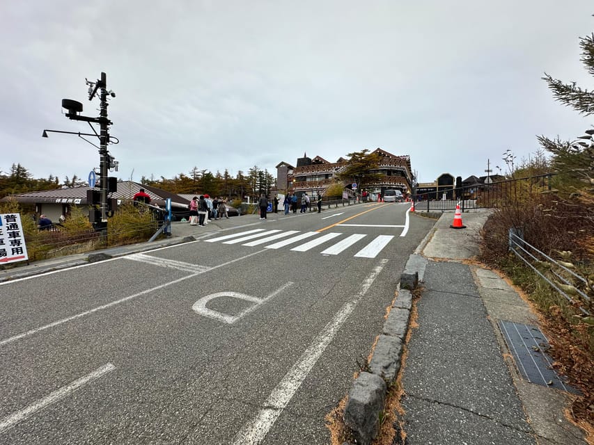 Tokyo:Mt Fuji & Hakone Day Tour with English Speaking Driver - The long ride out from Tokyo